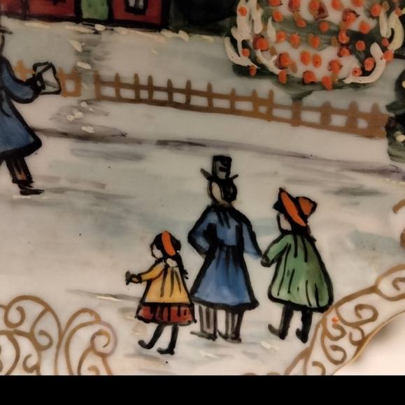 2 vintage Crate Hand Painted Display Wall Decor Plates/Holiday Decor - Picture 5 of 11